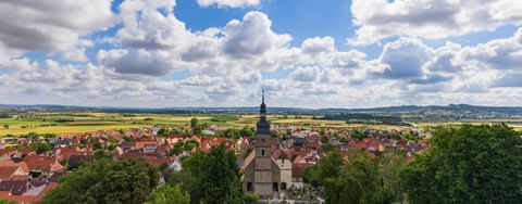 Blick auf Burgbernheim aus der Vogelperspektive